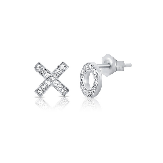 XO earrings with diamonds